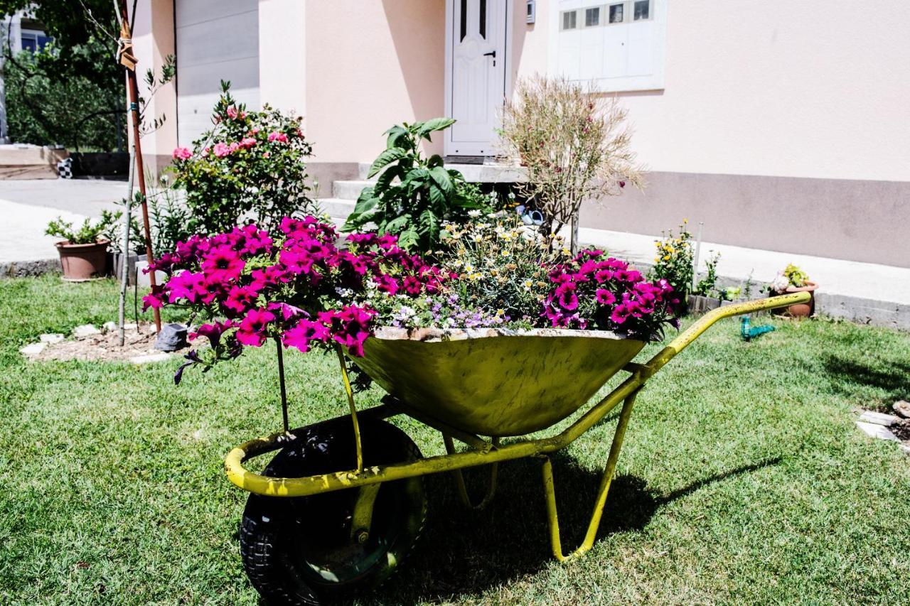 Apartman Sunny Vacay Kaštela Exterior foto